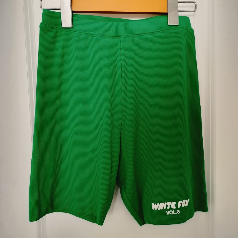 NWT White Fox Boutique Volume 3 Green Ribbed Biker Shorts High Rise Activ Size S
